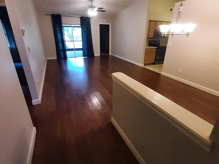 1811 Tarah Trace Dr — Photo 5