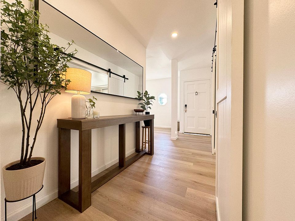 1st image of 813 W Beach Ave #3