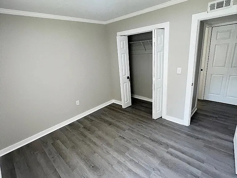 3214 Summer Pl #5F — Photo 10