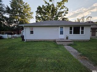 201 N 1st St, London Mills, IL 61544