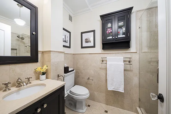 Sold by PHP Realty Services | media 23