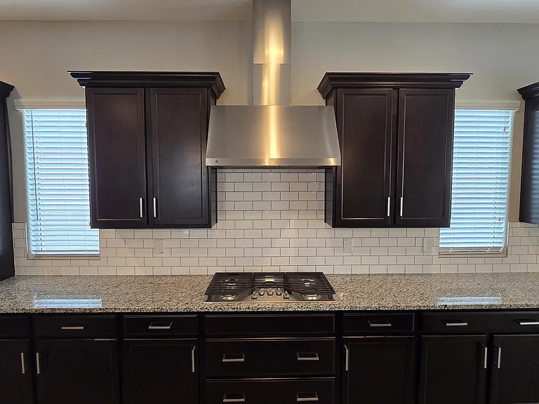 18351 W Mercer Ln — Photo 18