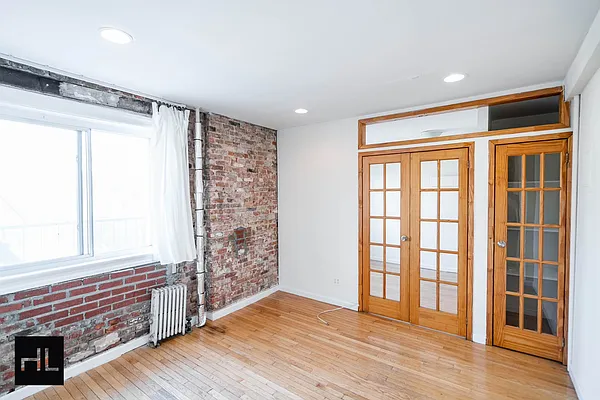 Rented by Highline Residential | media 19