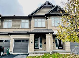 541 Remnor Ave, Ottawa, ON K2T 0A5