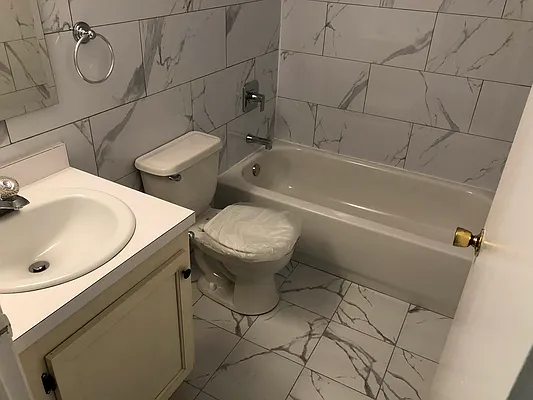 Rented by Ellison Homes Corp. | media 18