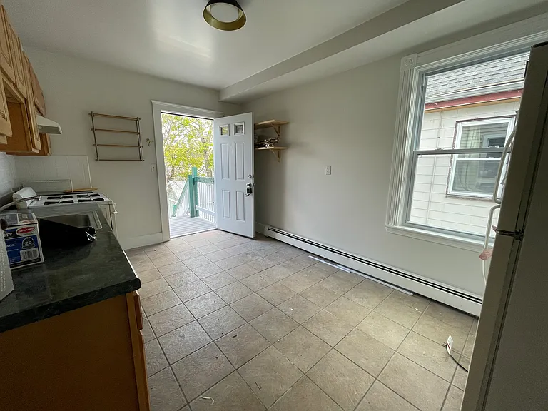 339 Centre St #2 — Photo 4