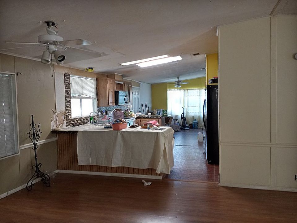 2nd image of 2874 Wild Horse Rd