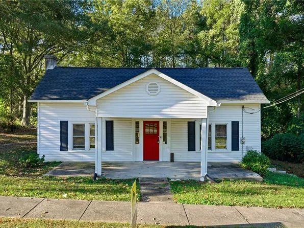 145 Wall St, Waco, GA 30182