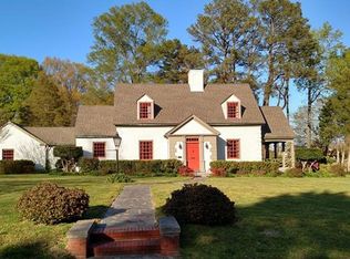 1881 Sherwood Rd, Petersburg, VA 23805