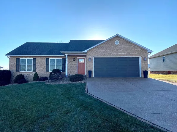 137 Briar Creek Cir, Weyers Cave, VA 24486