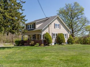 1016 Old York Rd, Ringoes, NJ 08551