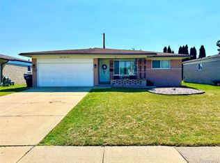 5024 Bristor Dr, Sterling Heights, MI 48310