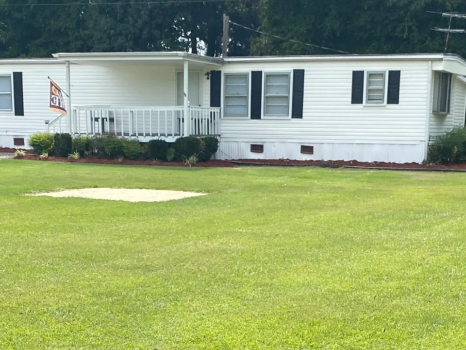 107 Quarter Horse Ln