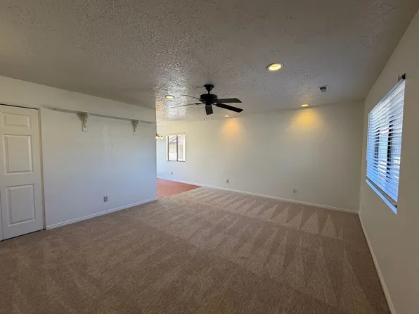 585 N Westridge Dr APT 2, Saint George, UT 84770