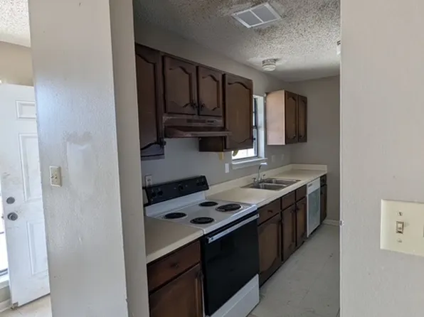 408 Scotsdale St APT D, Lafayette, LA 70506