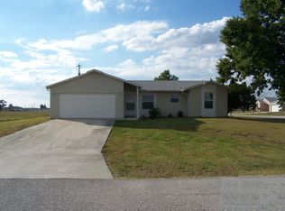 1916 NE 1st Ave, Cape Coral, FL 33909