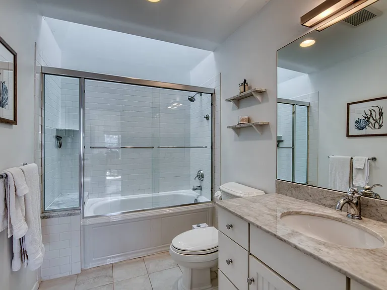59 N Captains Neck Ln — Photo 13