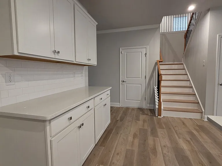 521 Elkwood Ln — Photo 21