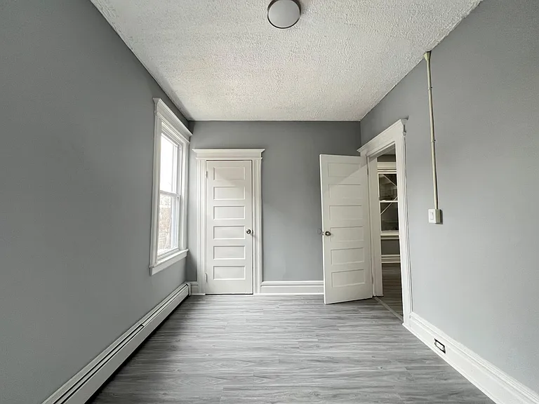 603 S 17th St #1 — Photo 5