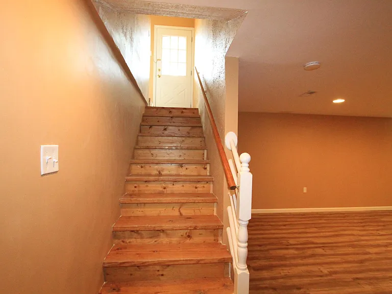 238 Saint Marys Dr — Photo 18