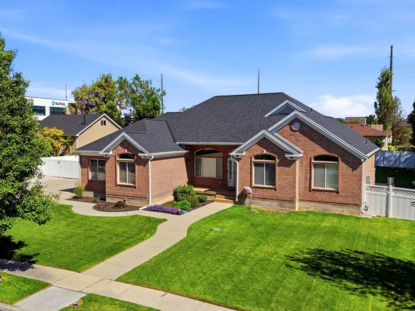 1274 W Chapel Ridge Dr, South Jordan, UT 84095