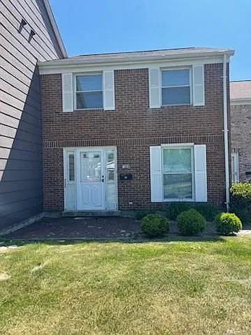 2 bed, 1.5 bath, 1280 sqft, $1,250 — Photo 1