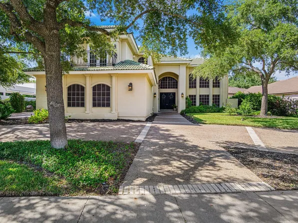 2120 Bermuda Dr, Laredo, TX 78045