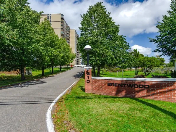 310 Woodward Ave #1506, Saint John, NB E2K 2L1