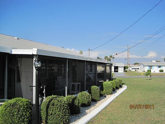 3rd image of 1502 Arrowhead Dr