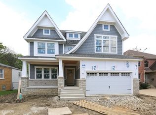 677 S Washington St, Elmhurst, IL