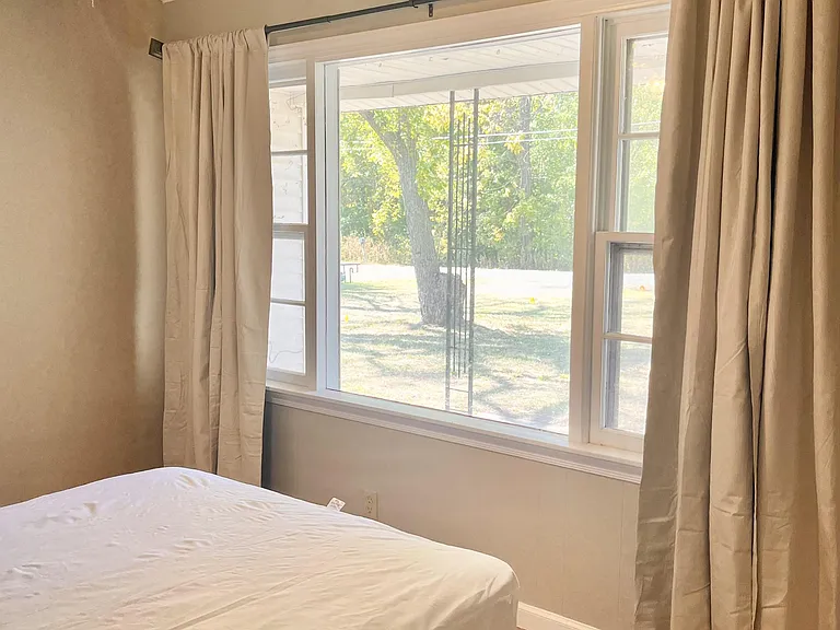 Valley Dr — Photo 2