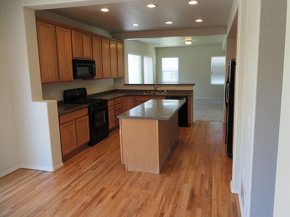 Gourmet kitchen with gas range