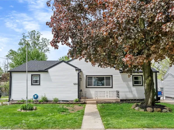 1772 High St, Cuyahoga Falls, OH 44221