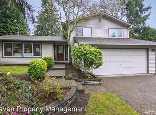 15824 SE 49th St, Bellevue, WA 98006