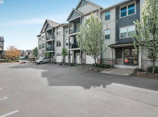 17126 SW Snowdale St Unit 102, Beaverton, OR