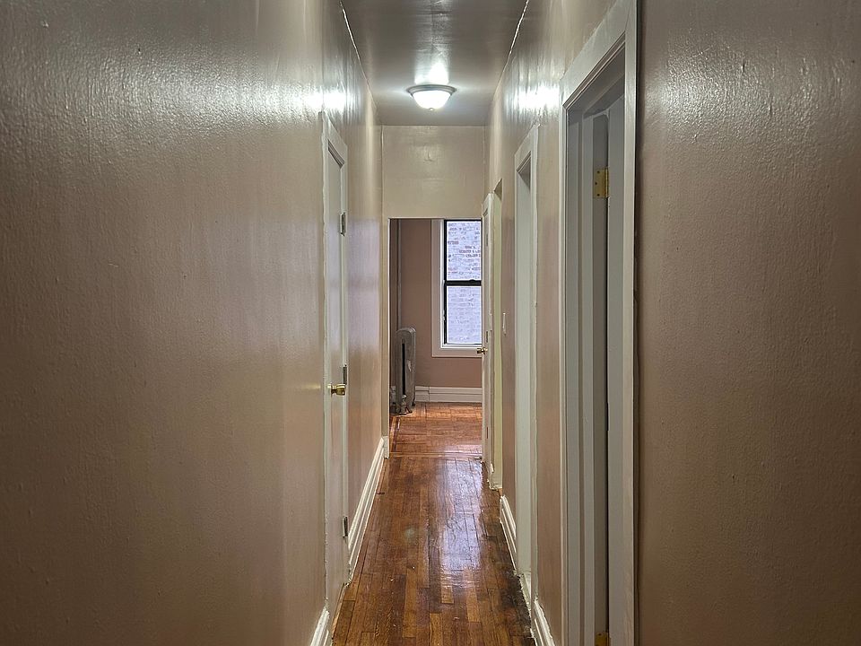 1st image of 2602 University Ave #5