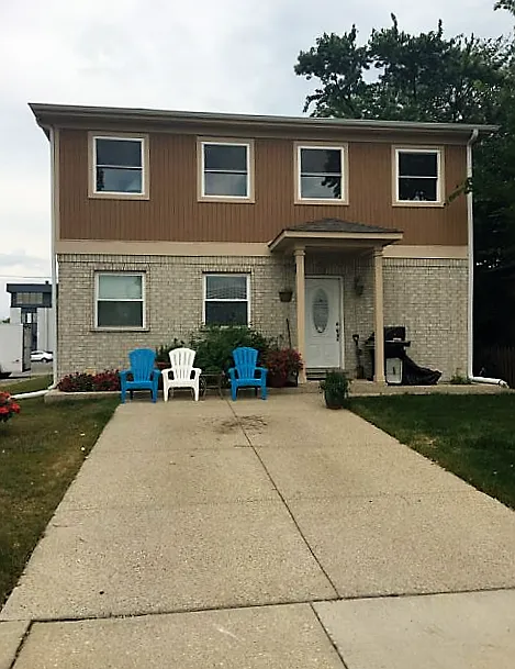 447 Rockland Rd #2