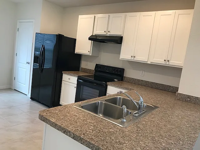 9035 Carlotta Way — Photo 8