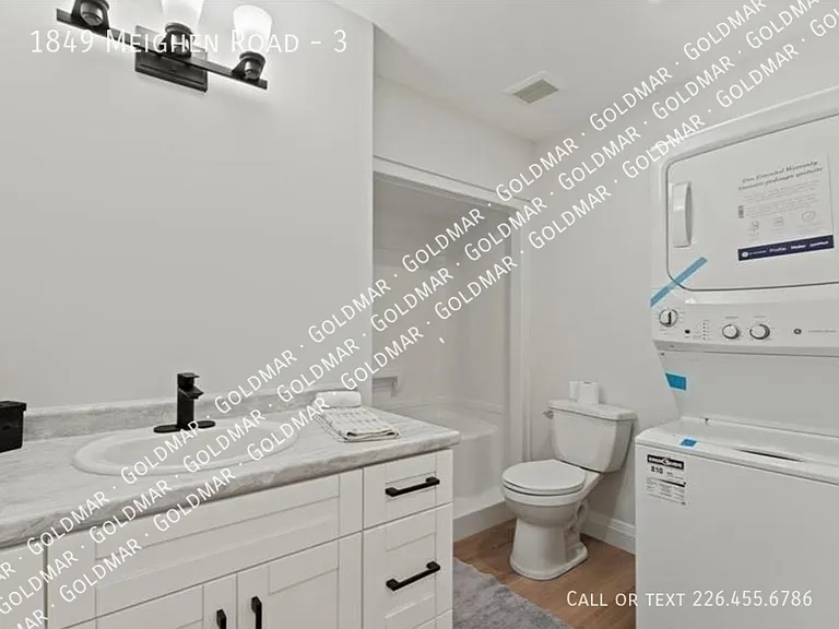1849 Meighen Rd #3 — Photo 5