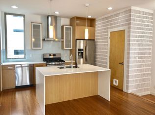 910B 28th Ave S, Seattle, WA 98144