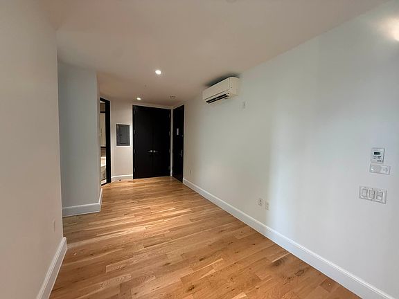 4th image of 1134 Fulton St APT 8N
