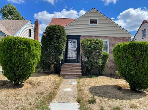 130-07 223rd St, Springfield Gardens, NY 11413
