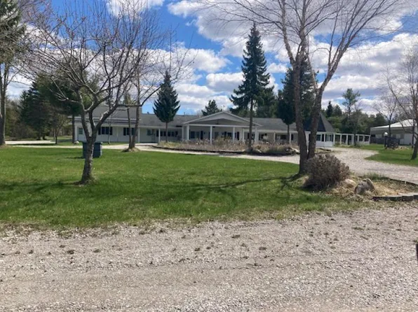 14685 Hubbard Lake Rd, Hubbard Lake, MI 49747