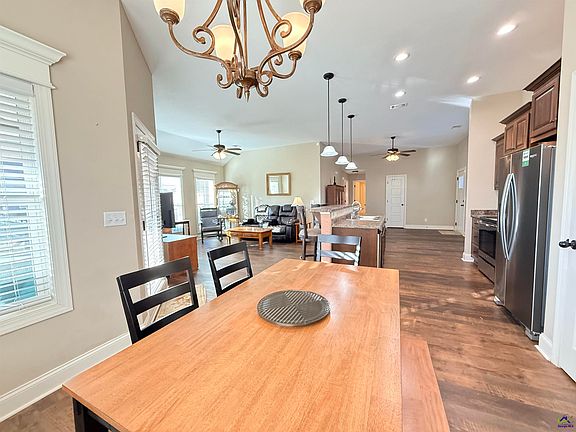 2nd image of 2402 Quail Ridge Ln