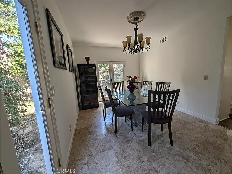 2822 Jason Ct — Photo 6