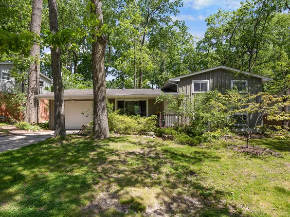1126 Kuehnle Ave, Ann Arbor, MI 48103