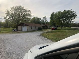 11945 N Farm Road 33, Walnut Grove, MO 65770