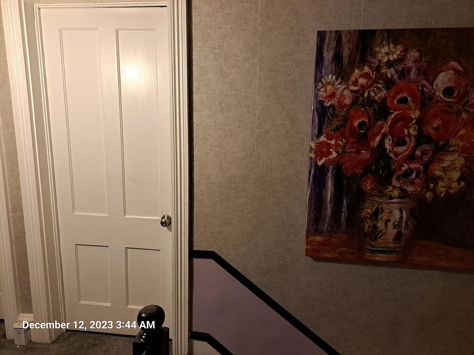 Beautiful Large Room. Vacant