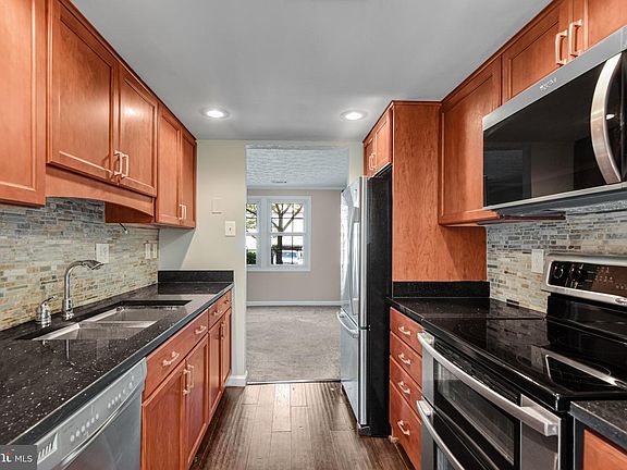 5th image of 8339 Bark Tree Ct