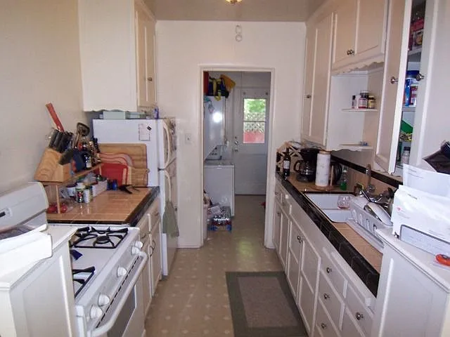 Kitchen #A